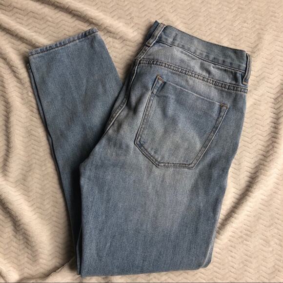 Bullhead Light Wash Skinny Boyfriend Jeans Womens 27 Blue Denim Distressed - Picture 2 of 10